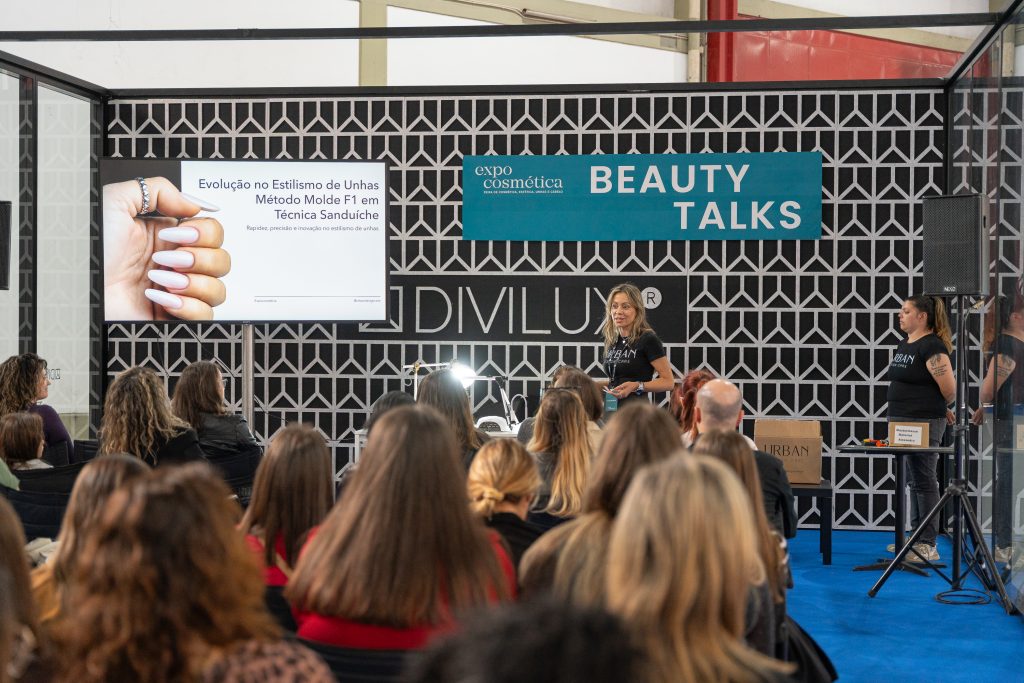Apresentação Beauty Talks da Alexandra Duarte da Urban Design Care sobre Moldes F1 Sandwich