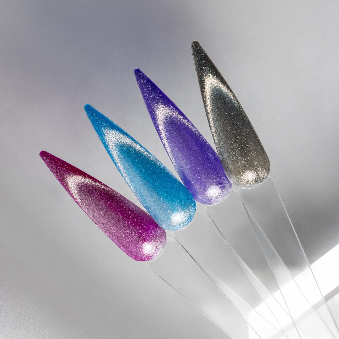 Glass nail look com express glass e efeito cat eye francesa