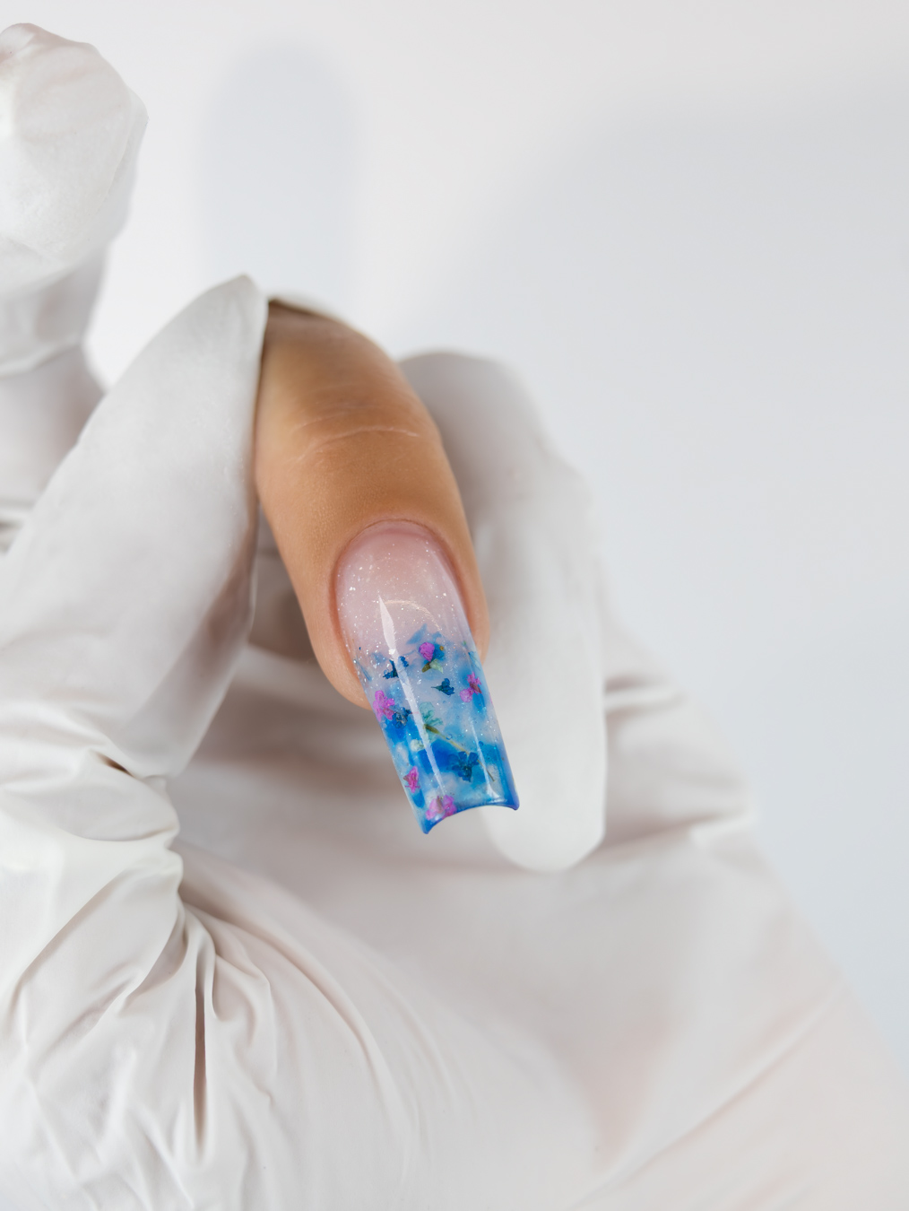 Glass nail look em tons azuis com express glass Urban Design Care